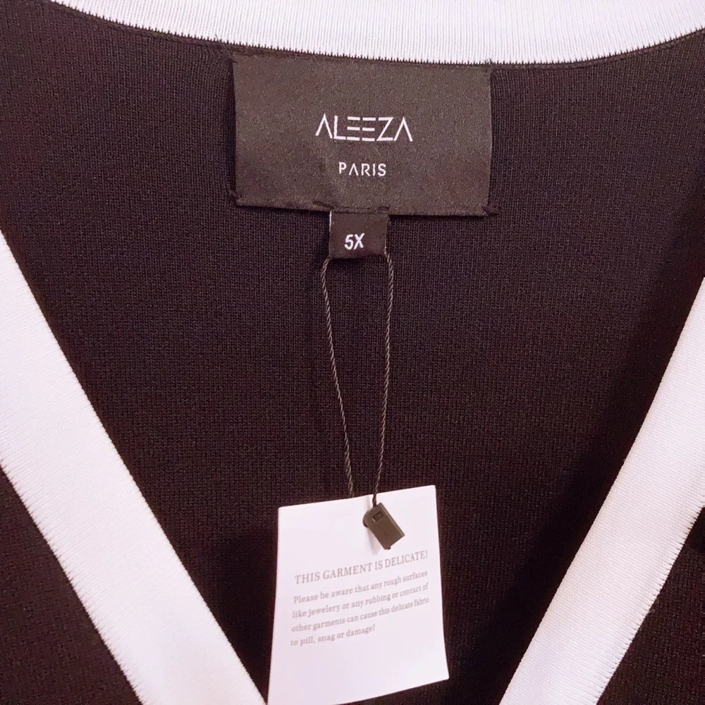 ALEEZA PARIS DOUBLE BREASTED KNIT QUITE LUXURY CARDIGAN GOLDEN BUTTONS Plus 5X - Picture 5 of 6